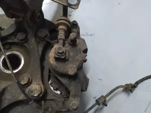 Foto de PINZA DE FRENO DELANTERA IZQUIERDA OPEL ASTRA J BERLINA 5P 1.7 16V CDTI (110 CV / 81 KW) referencia 13301226