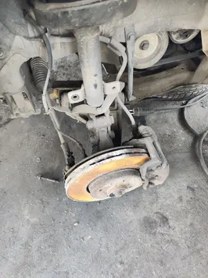 Foto de MANGUETA DELANTERA DERECHA RENAULT KANGOO I (F/KC0) 1.9 dCi Diesel CAT (84 CV / 62 KW) referencia 7700437031