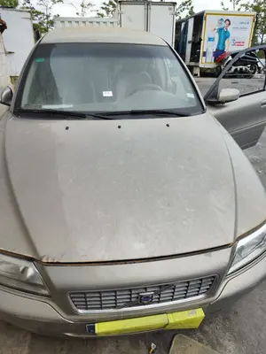 Foto de CAPO VOLVO S80 BERLINA 2.4 Diesel (131 CV / 96 KW) foto 3