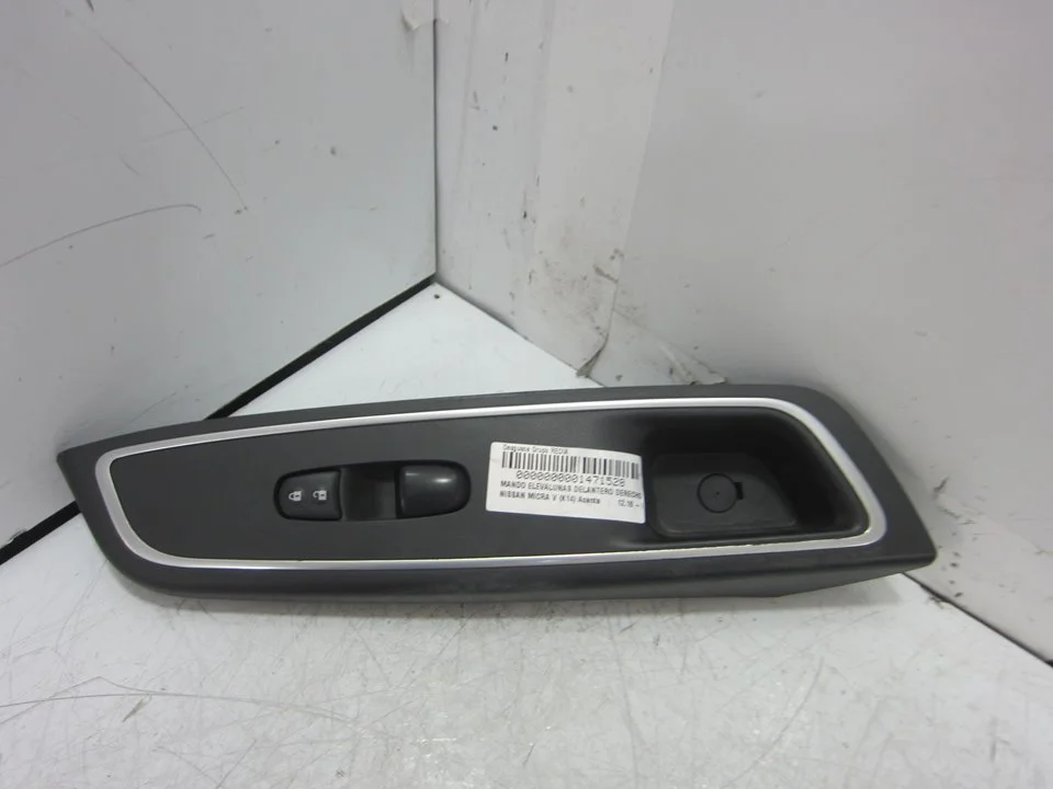 Foto de MANDO ELEVALUNAS DELANTERO DERECHO NISSAN MICRA (K14) 0.9 CAT (90 CV / 66 KW)