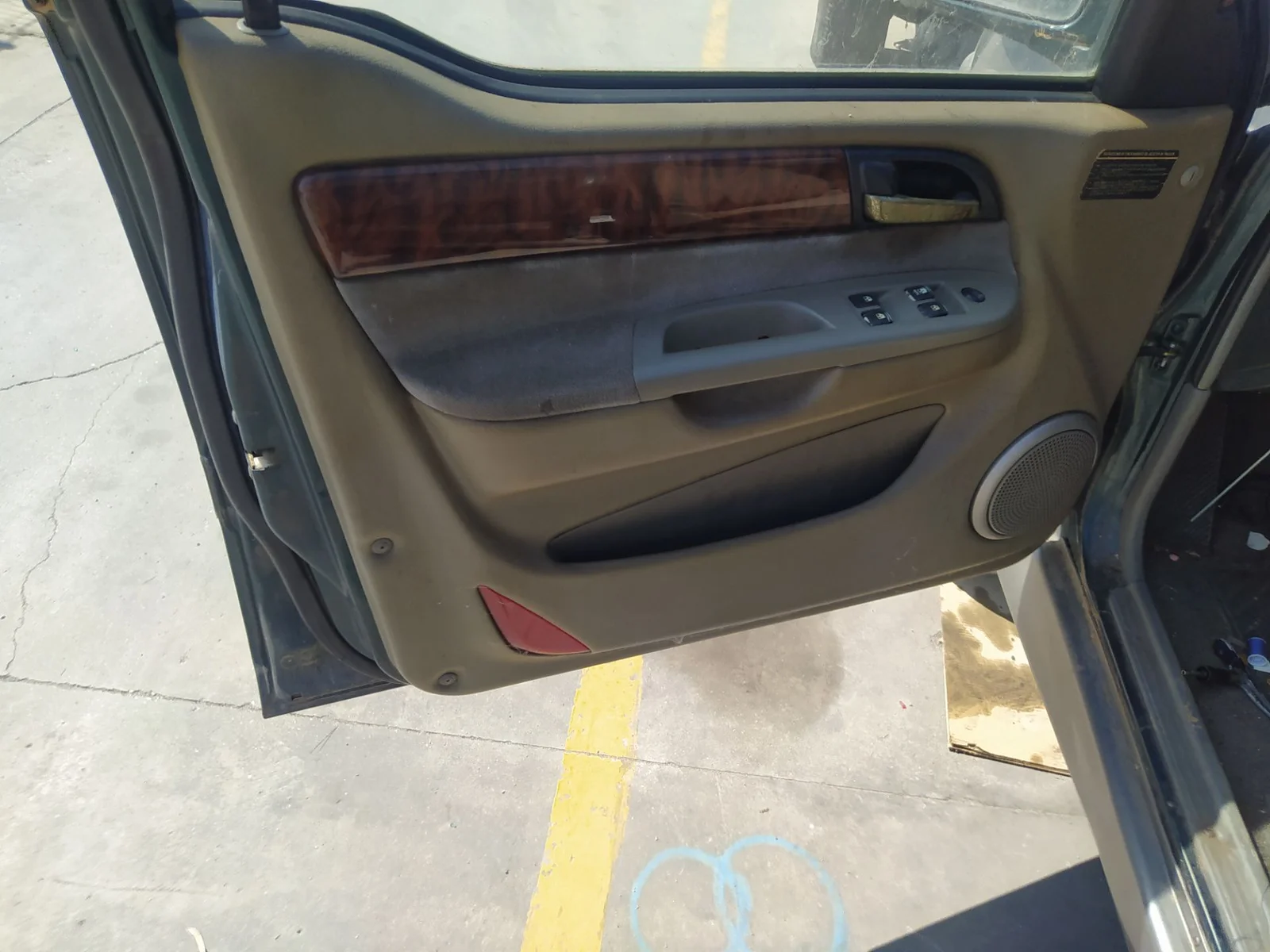 Foto de MANDO RETROVISOR SSANGYONG MUSSO 2.9 Turbodiesel CAT (120 CV / 88 KW)