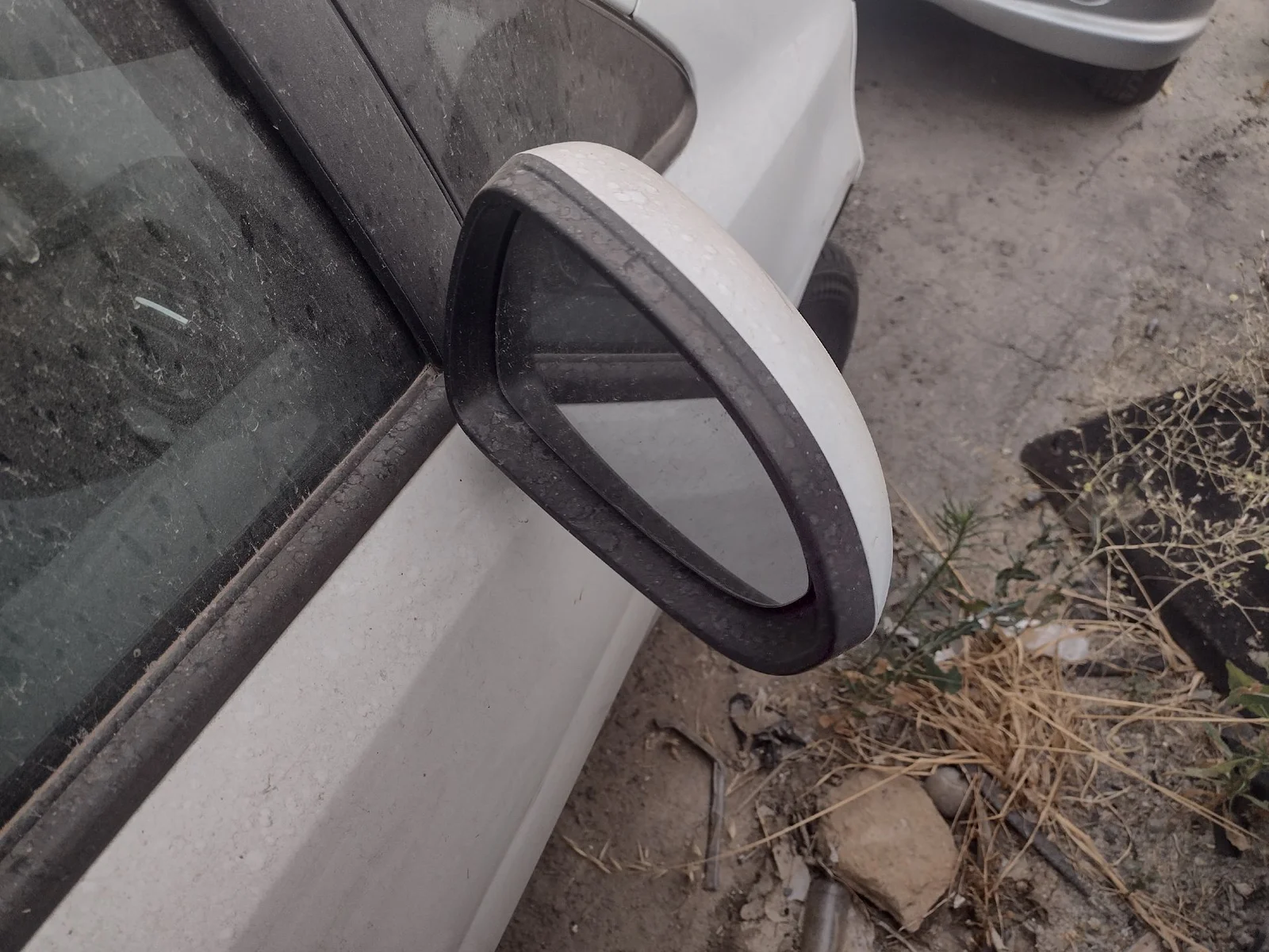 Foto de RETROVISOR DERECHO OPEL CORSA D 1.3 16V CDTI (75 CV / 55 KW)