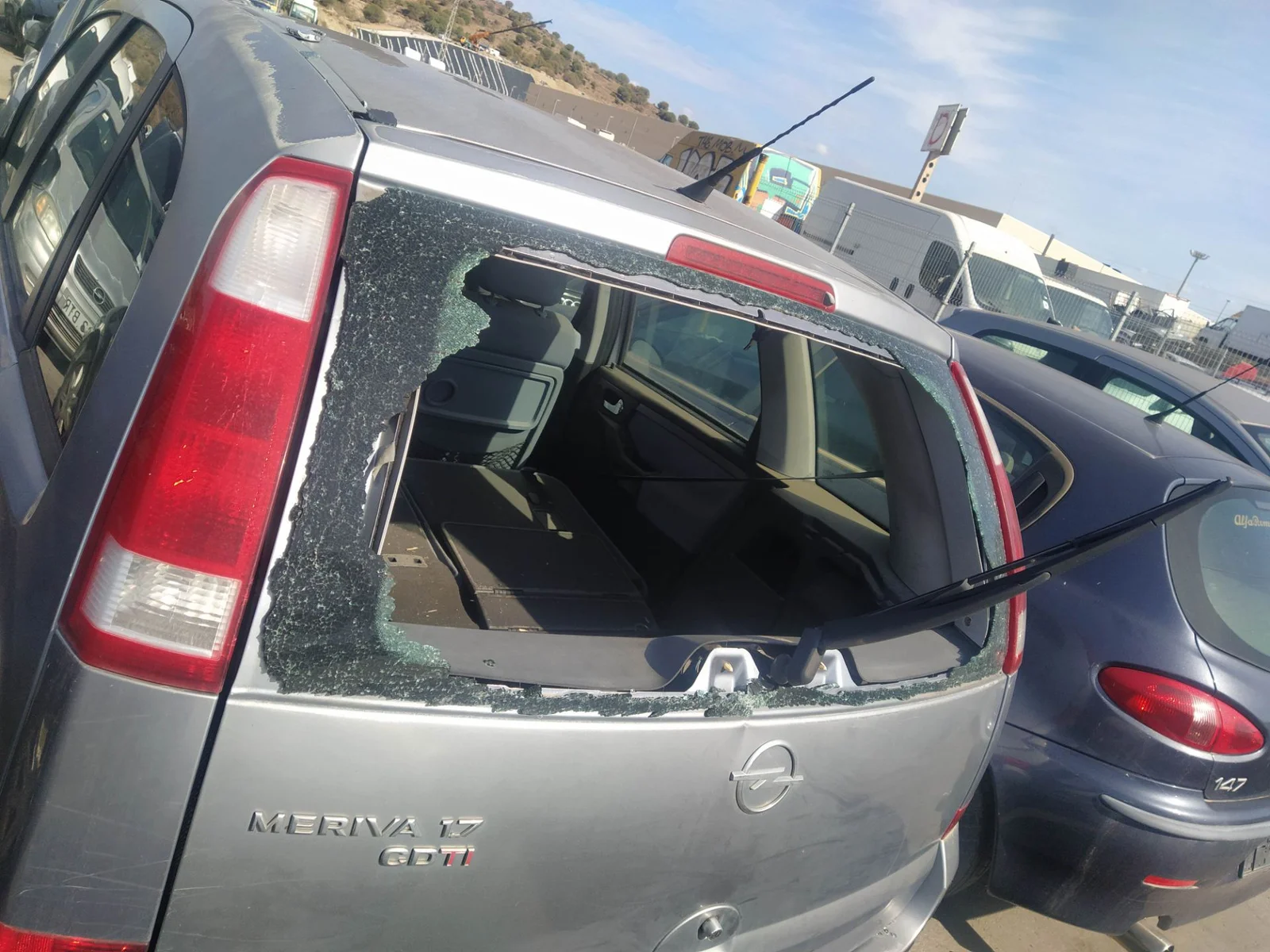 Foto de BASE DE ANTENA OPEL MERIVA 1.7 16V CDTI (101 CV / 74 KW)