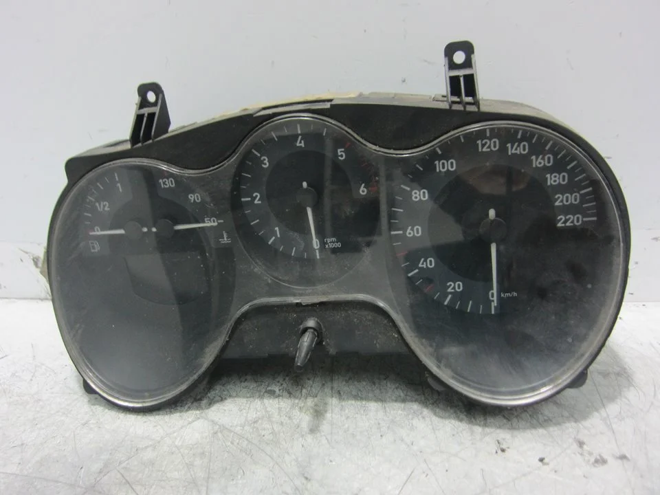 Foto de CUADRO INSTRUMENTOS SEAT LEON (1P1) 1.9 TDI (105 CV / 77 KW) referencia 110080279018