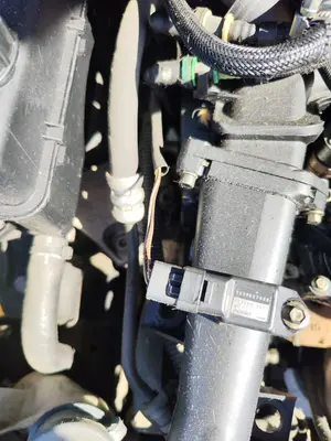 Foto de TUBO PRESION DIRECCION ASISTIDA CITROEN XSARA PICASSO 1.6 HDi CAT (9HY / DV6TED4) (109 CV / 80 KW)