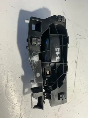 Foto de MANETA ELEVALUNAS TRASERA DERECHA RENAULT MEGANE I FASE 2 BERLINA (BA0) 1.4 CAT (95 CV / 70 KW) referencia 77008113 foto 3