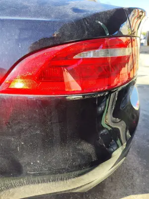 Foto de PILOTO TRASERO IZQUIERDO JAGUAR XE 2.0  Turbo CAT (200 CV / 147 KW) referencia T2H22639