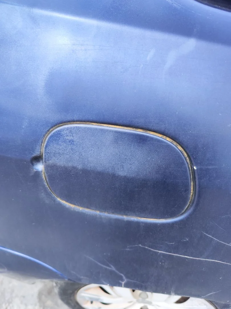 Foto de TAPA EXTERIOR COMBUSTIBLE CITROEN XSARA COUPE 2.0 HDi CAT (RHY / DW10TD) (90 CV / 66 KW)