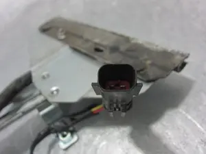 Foto de ELEVALUNAS DELANTERO IZQUIERDO JEEP GRAND CHEROKEE (WJ/WG) 2.7 CRD CAT (163 CV / 120 KW) referencia D239906454500007 foto 2