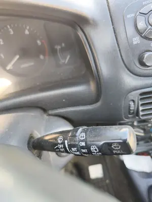 Foto de MANDO LIMPIA TOYOTA COROLLA (E11) 2.0 Turbodiesel CAT (90 CV / 66 KW)