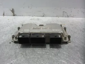 Foto de CENTRALITA MOTOR UCE PEUGEOT 307 BREAK / SW (S1)(04.2002) 1.6 16V CAT (109 CV / 80 KW) referencia 9847480580 foto 3