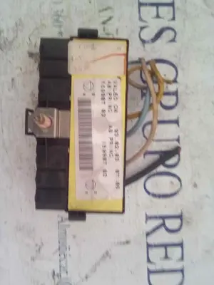 Foto de CAJA RELES / FUSIBLES CITROEN C3 1.4 HDi (68 CV / 50 KW) referencia P3B404512 foto 2