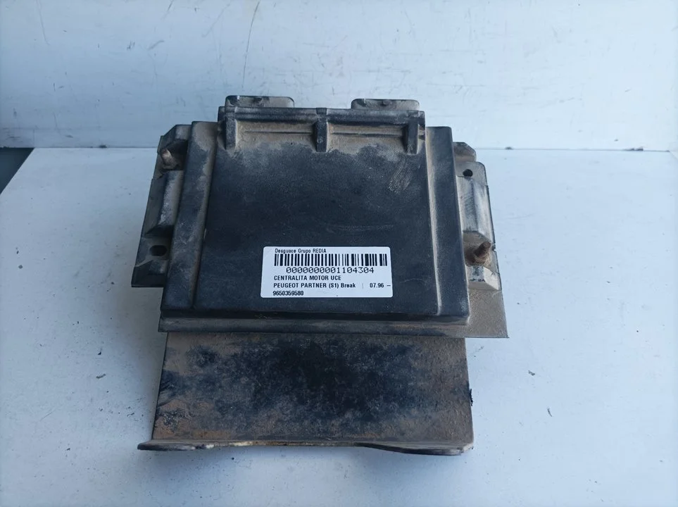 Foto de CENTRALITA MOTOR UCE PEUGEOT PARTNER (S1)(07.1996) 1.9 Diesel (69 CV / 51 KW) referencia 9650359580