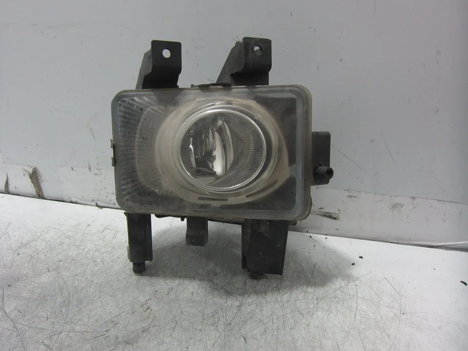 Foto de FARO ANTINIEBLA DERECHO OPEL ASTRA H TWIN TOP 1.8 16V (140 CV / 103 KW) referencia 0096726