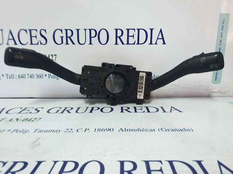 Foto de MANDO MULTIFUNCION VOLKSWAGEN GOLF IV VARIANT (1J5)(05.1999) referencia 4B0953503F