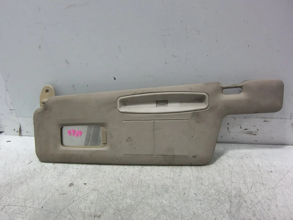 Foto de PARASOL IZQUIERDO SEAT IBIZA (6K1) 1.4 16V (101 CV / 74 KW) referencia 6K1857551