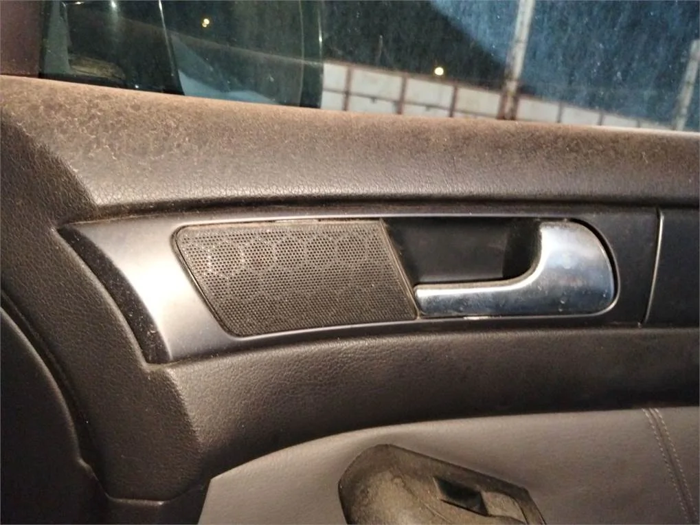 Foto de MANETA INTERIOR DELANTERA DERECHA AUDI ALLROAD QUATTRO QUATTRO (4B5)