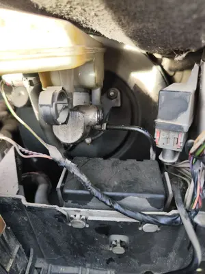 Foto de BOMBA FRENO PEUGEOT 207 1.4 HDi (68 CV / 50 KW)