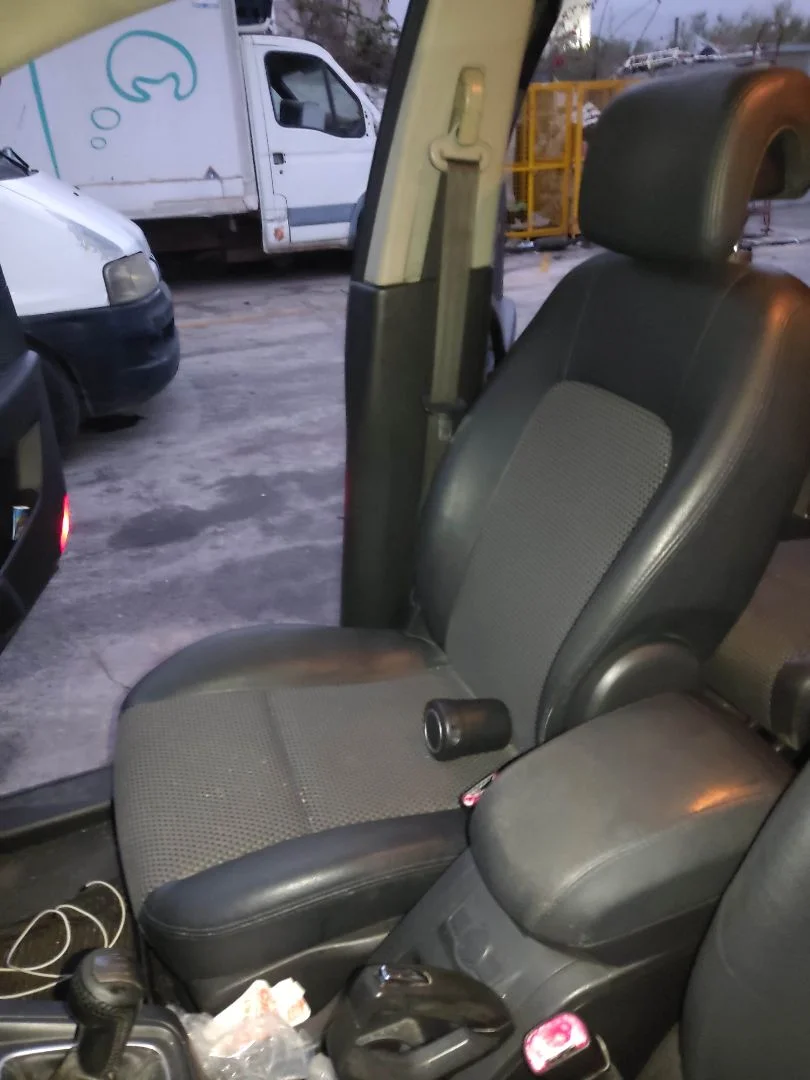 Foto de ASIENTO DELANTERO DERECHO CHEVROLET CAPTIVA 2.0 Diesel CAT (126 CV / 93 KW) referencia 96478443