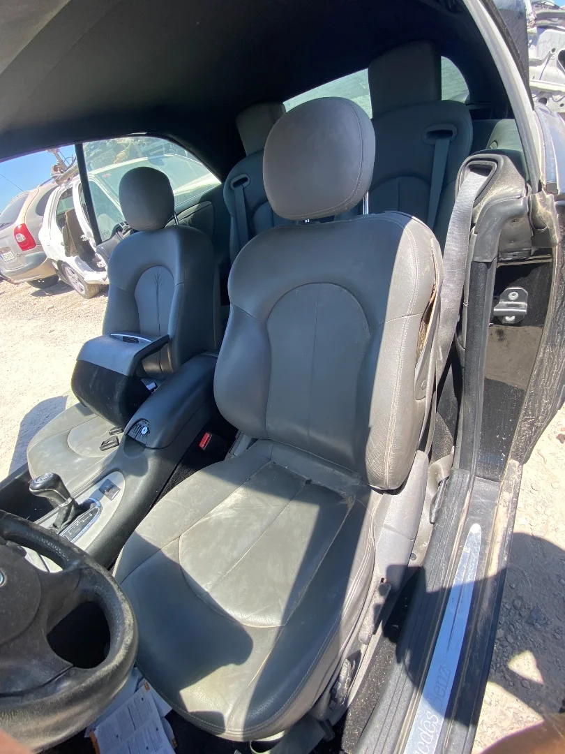 Foto de ASIENTO DELANTERO IZQUIERDO MERCEDES-BENZ CLK (BM 209) CABRIO 1.8 CAT (163 CV / 120 KW)