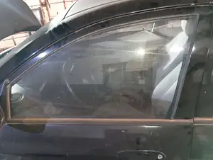 Foto de LUNA DELANTERA IZQUIERDA KIA PICANTO (SA) 1.1 CAT (65 CV / 48 KW) referencia 8241107010