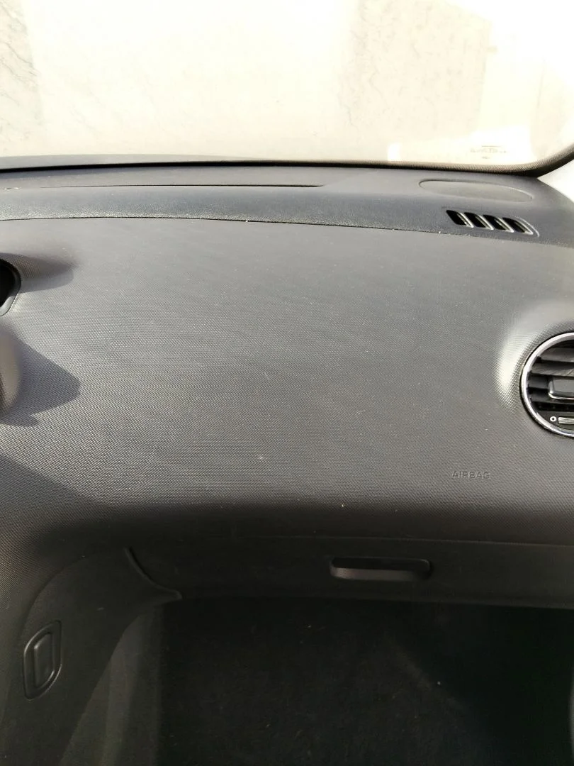 Foto de AIRBAG DELANTERO DERECHO PEUGEOT 308 SW 1.6 HDi FAP CAT (9HZ / DV6TED4) (109 CV / 80 KW)