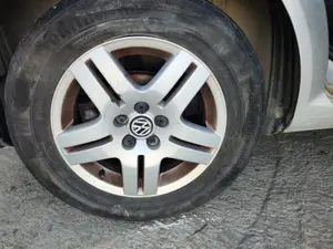 Foto de LLANTA VOLKSWAGEN GOLF IV BERLINA (1J1)(10.1997) 1.9 TDI (131 CV / 96 KW) referencia 1J0601025BQFKZ foto 5