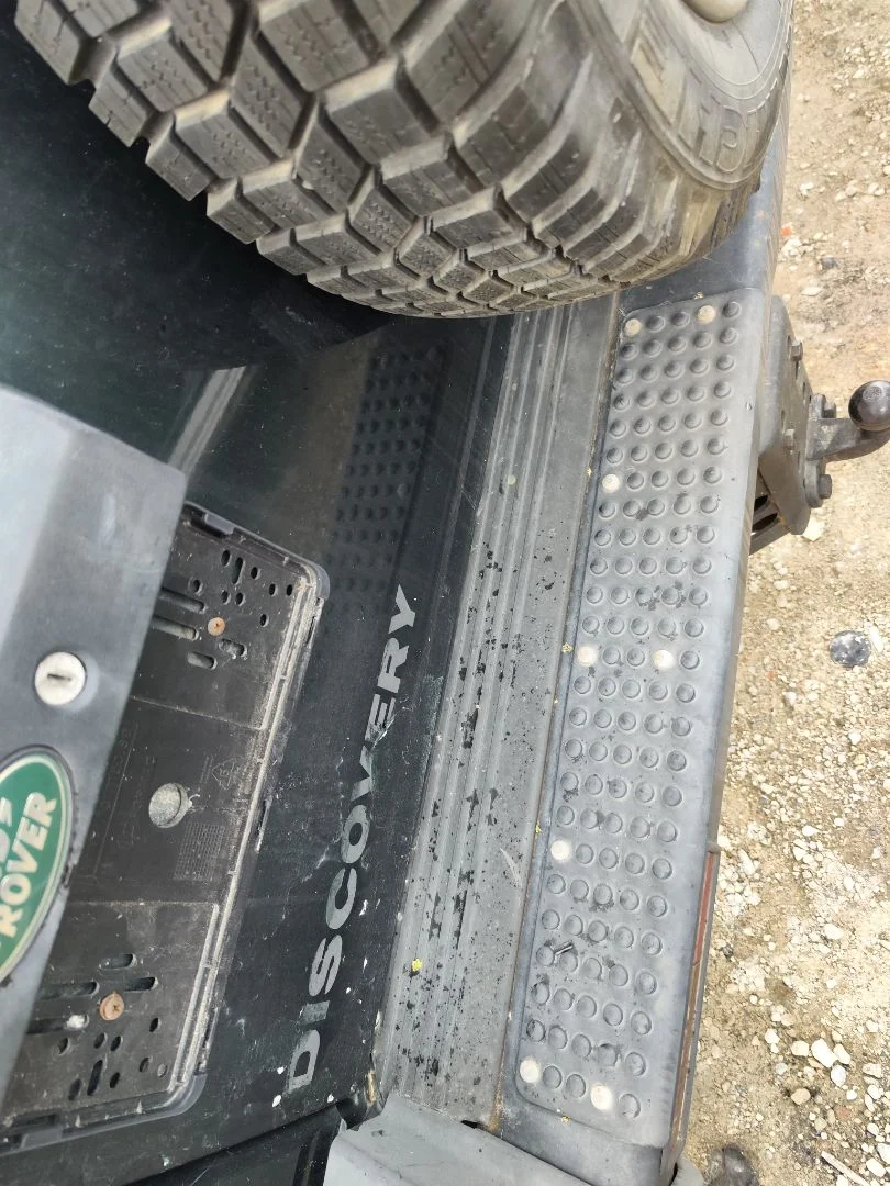 Foto de PANEL TRASERO LAND ROVER DISCOVERY (LT) 4.0 V8 CAT (185 CV / 136 KW)
