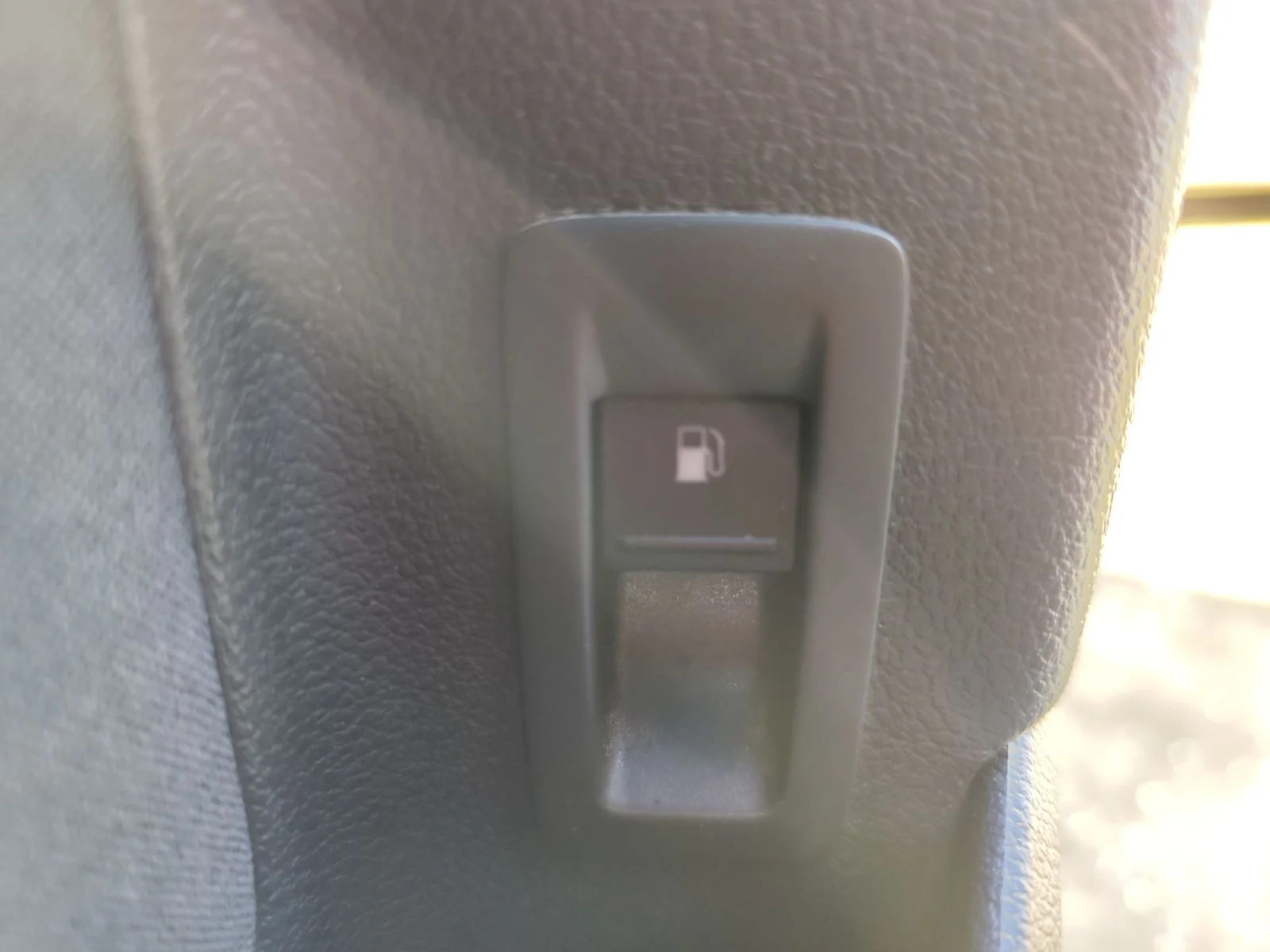 Foto de INTERRUPTOR VOLKSWAGEN GOLF PLUS V (5M1) 1.9 TDI (105 CV / 77 KW)