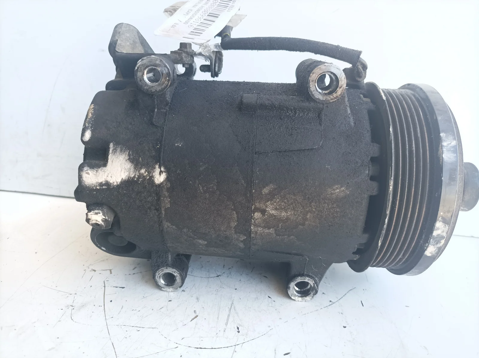 Foto de COMPRESOR AIRE ACONDICIONADO FORD FOCUS BERLINA (CAP) referencia 3M5H19D629PE