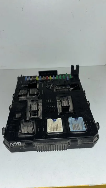 Foto de CAJA RELES / FUSIBLES CITROEN GRAND C4 PICASSO referencia 9656530280