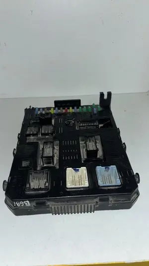Foto de CAJA RELES / FUSIBLES CITROEN GRAND C4 PICASSO referencia 9656530280