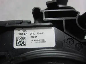 Foto de MANDO MULTIFUNCION CITROEN C4 CACTUS 1.2 12V VTi (82 CV / 60 KW) referencia 0430770011 foto 5