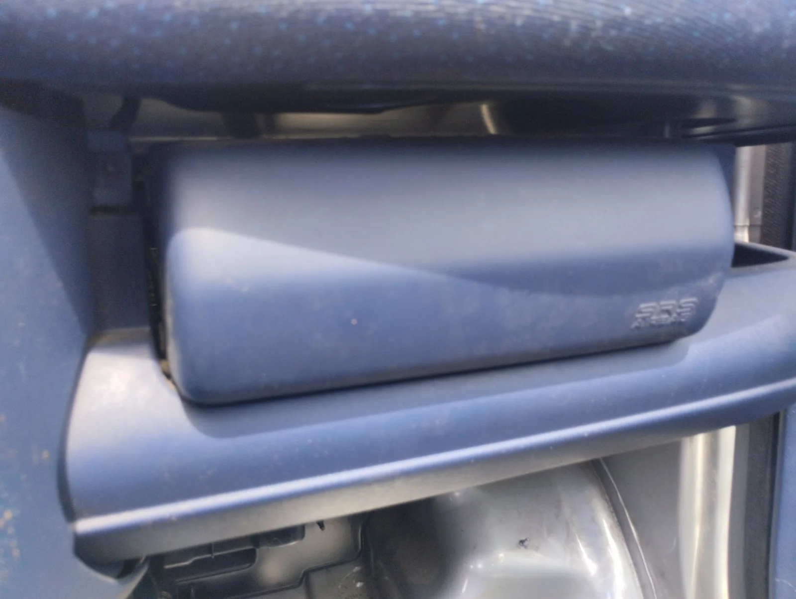 Foto de AIRBAG DELANTERO DERECHO SMART CITY-COUPE 0.6 Turbo CAT (54 CV / 40 KW)