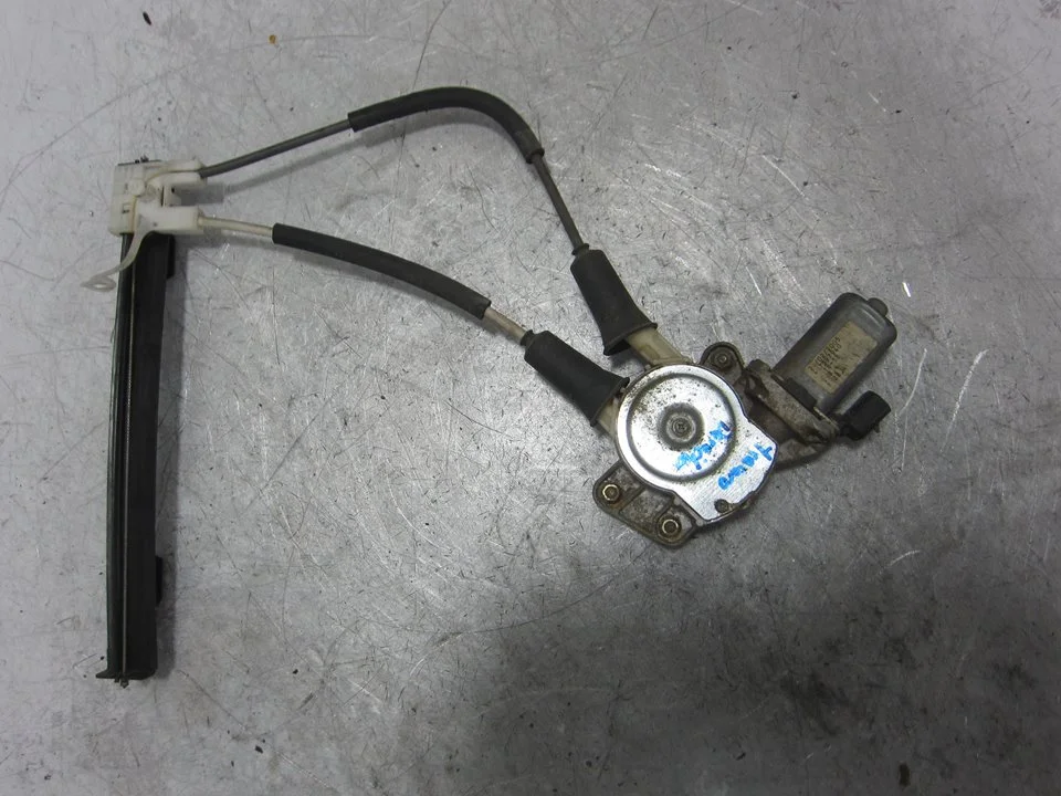 Foto de ELEVALUNAS TRASERO DERECHO ALFA ROMEO 147 (190) 1.9 JTD CAT (101 CV / 74 KW) referencia 467397940
