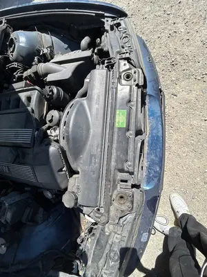Foto de PANEL FRONTAL BMW SERIE 5 TOURING (E39) 2.0 24V (150 CV / 110 KW)
