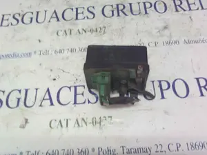 Foto de CAJA PRECALENTAMIENTO CITROEN XSARA BERLINA 1.9 Diesel (69 CV / 51 KW) referencia 9639912580 foto 2