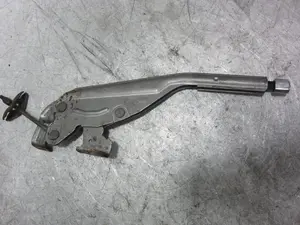 Foto de PALANCA FRENO SEAT IBIZA BERLINA (6J5) 1.2 TSI (86 CV / 63 KW) referencia 6R0711303H