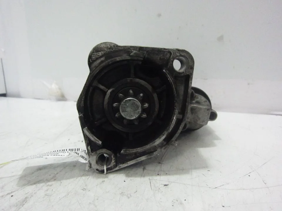 Foto de MOTOR ARRANQUE VOLKSWAGEN PASSAT BERLINA (3B3) referencia 0001124020