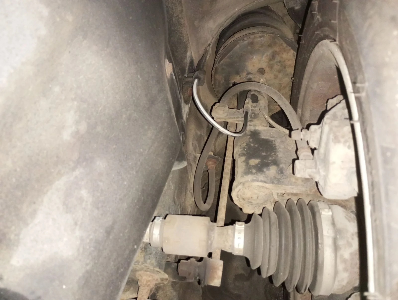 Foto de BIELETA ESTABILIZADORA DELANTERA IZQUIERDA TOYOTA COROLLA VERSO (R1) 2.2 Turbodiesel CAT (136 CV / 100 KW)