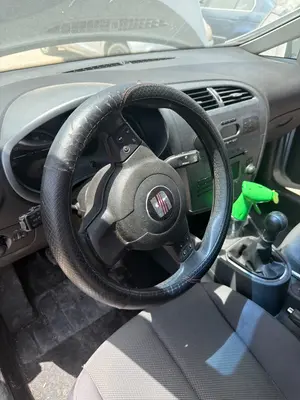 Foto de VOLANTE SEAT LEON (1P1)