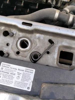 Foto de CERRADURA CAPO OPEL ASTRA H BERLINA