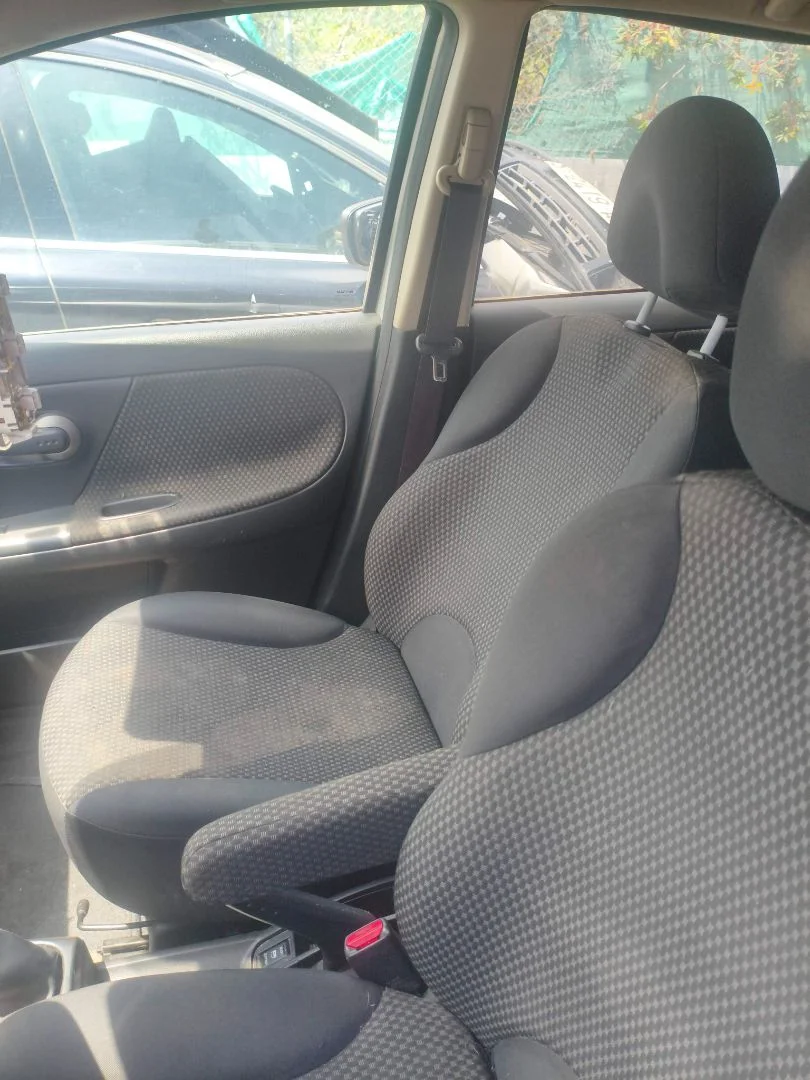 Foto de ASIENTO DELANTERO DERECHO NISSAN NOTE (E11E) 1.4 CAT (88 CV / 65 KW)