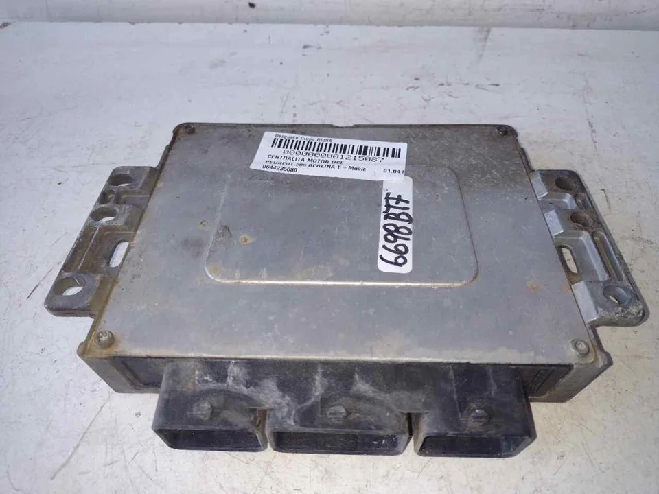 Foto de CENTRALITA MOTOR UCE PEUGEOT 206 1.4 (75 CV / 55 KW) referencia 9644235680