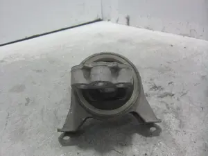 Foto de SOPORTE MOTOR DERECHO OPEL ZAFIRA B 1.9 CDTI (120 CV / 88 KW) referencia 24427298 foto 3