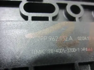 Foto de MODULO ELECTRONICO PORSCHE MACAN (95BA) referencia 7PP962132A foto 2