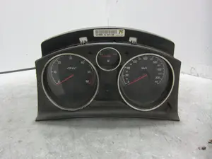 Foto de CUADRO INSTRUMENTOS OPEL ASTRA H BERLINA 1.7 16V CDTI (101 CV / 74 KW) referencia 13216684