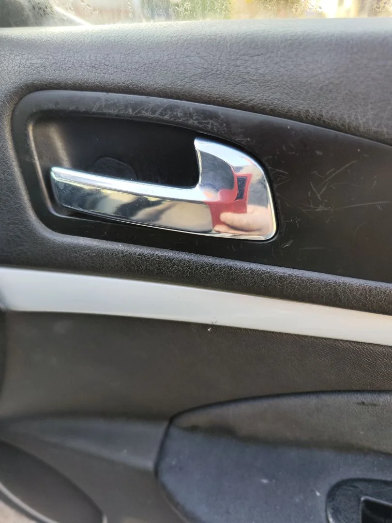 Foto de MANETA INTERIOR DELANTERA DERECHA ALFA ROMEO 159 (140) 1.9 JTD (M) 16V CAT (150 CV / 110 KW) referencia 156043460