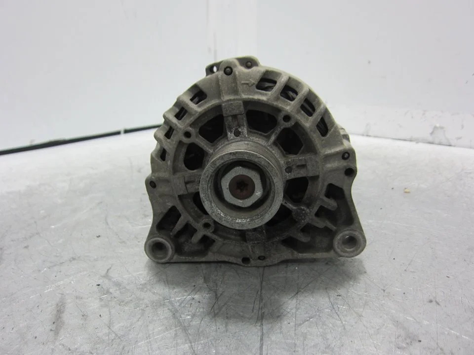 Foto de ALTERNADOR PEUGEOT 307 BERLINA (S2) referencia 5705EN