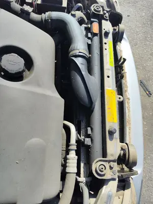 Foto de RADIADOR AGUA VOLVO S40 BERLINA 1.9 Diesel CAT (116 CV / 85 KW)
